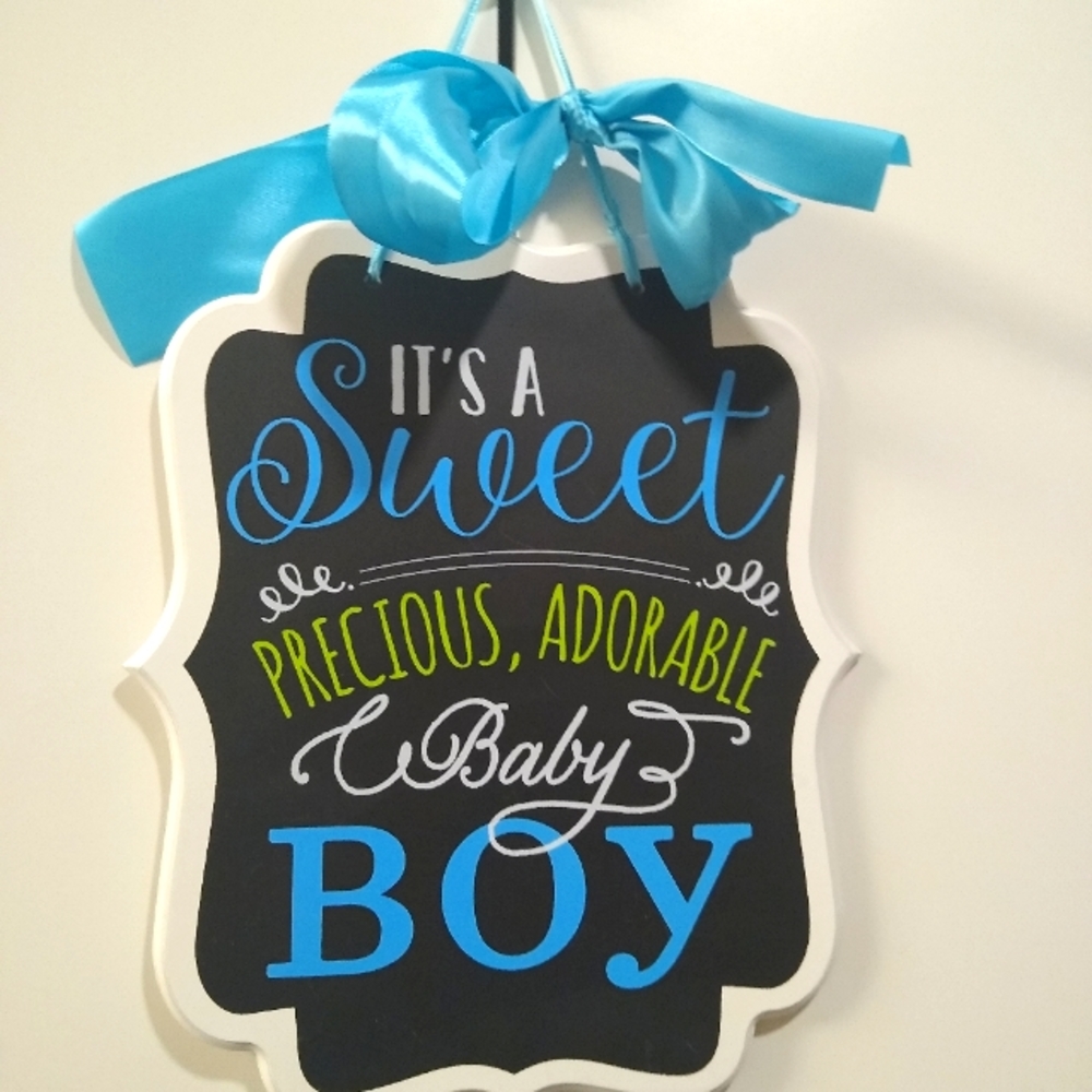 🌿3/$15🌿Wooden display for Baby 🐥 Boy